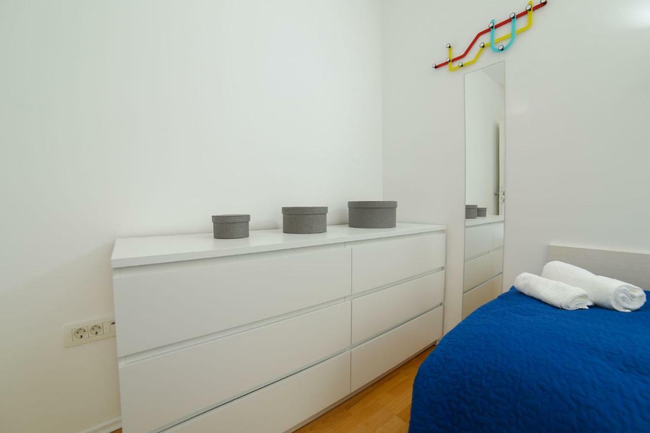 Amazing Luxury 4Star Apartment Laura Супетар Екстериор снимка